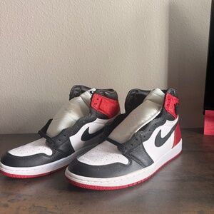 Nike Jordan 1 black toe Satin